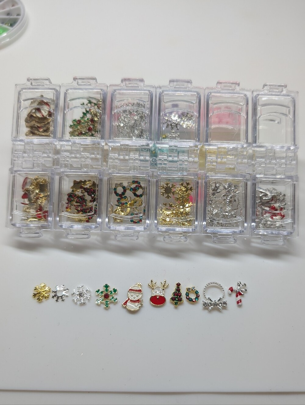 3D Nail Charms For Christmas / Holiday Time, New
